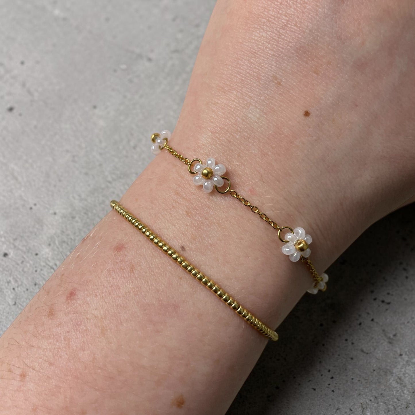 Daisy Whisper Stack