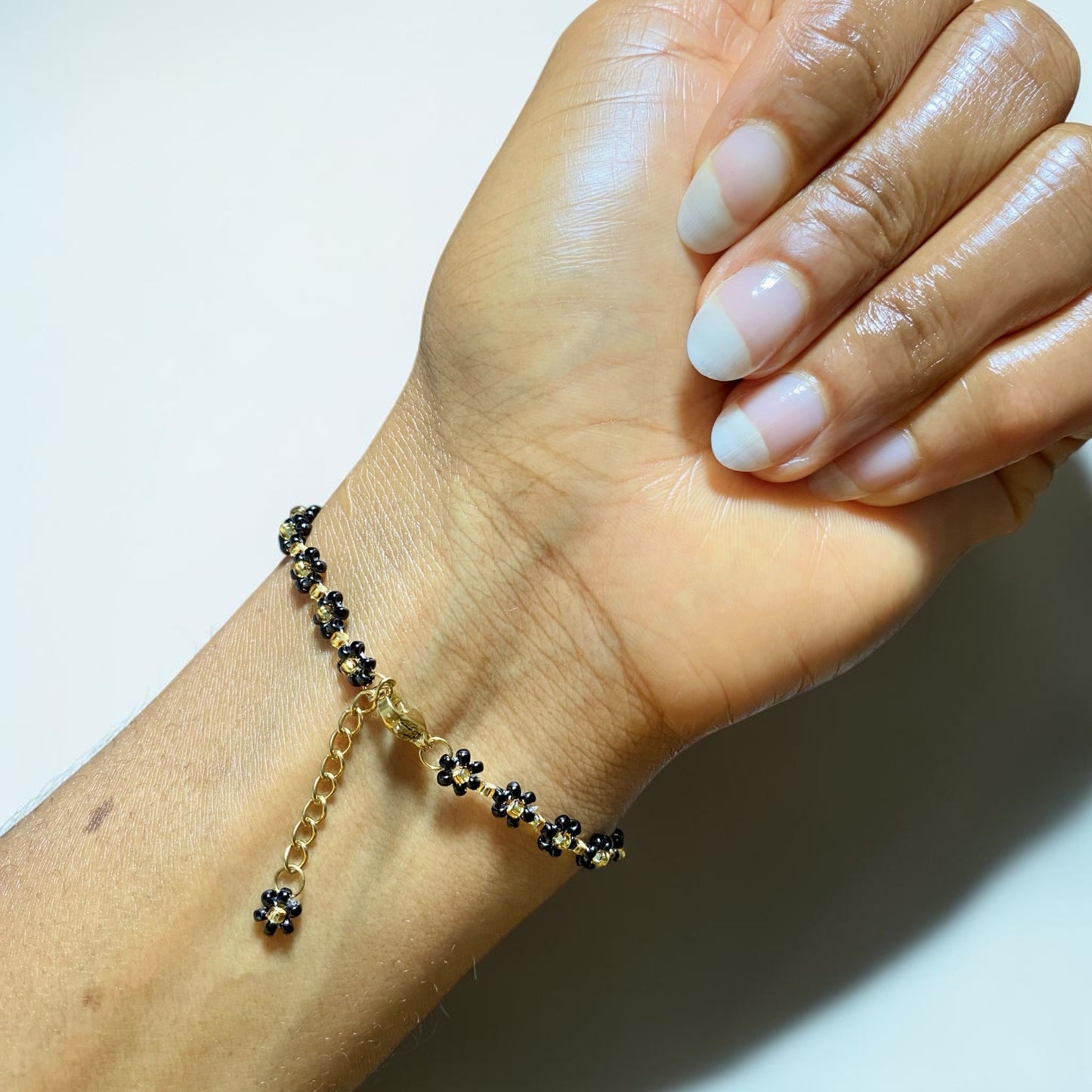 Black Daisy Bracelet